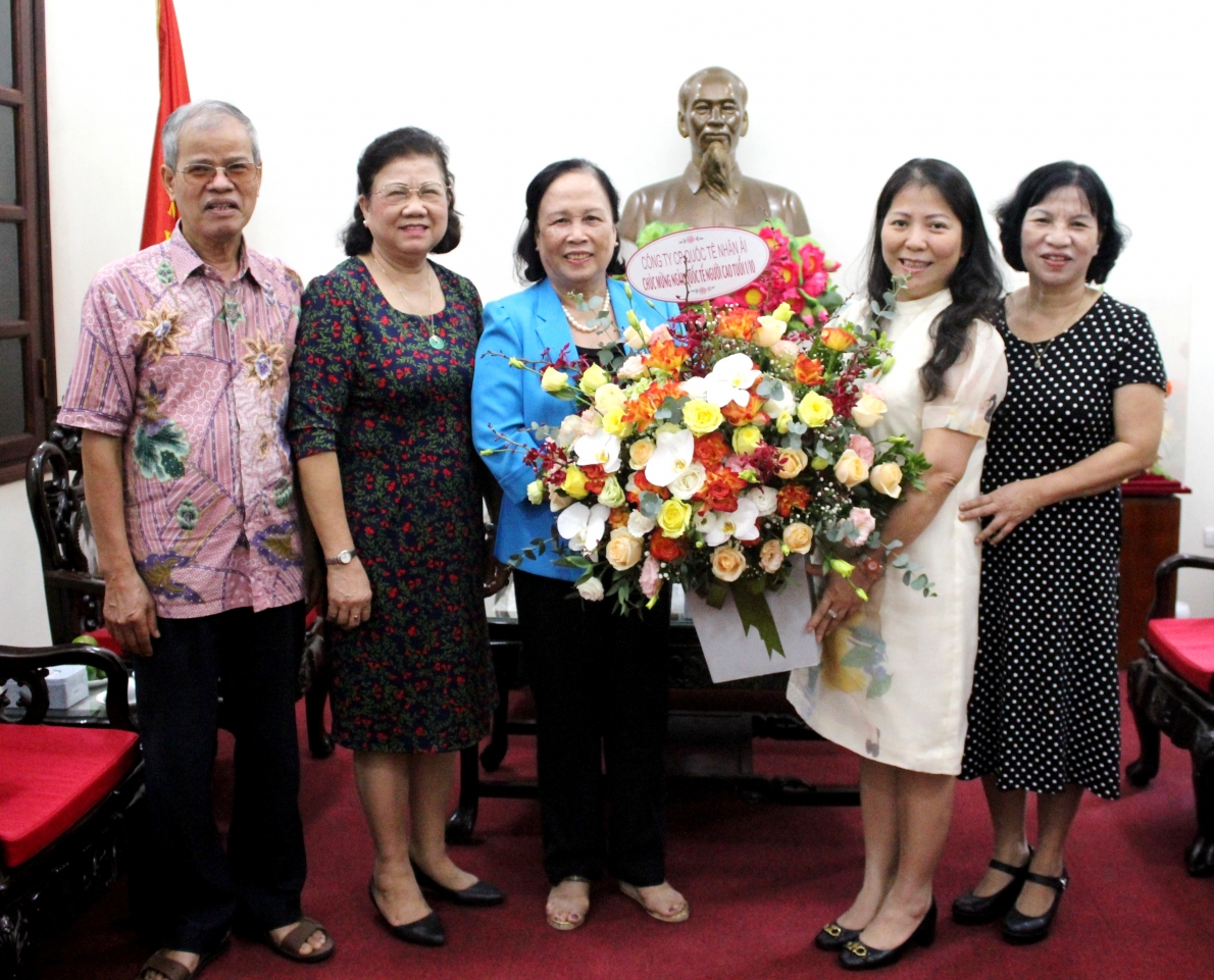 1556 cong ty cp quyc ty nhan ai chuc myng ty hyi ynh vyn minh