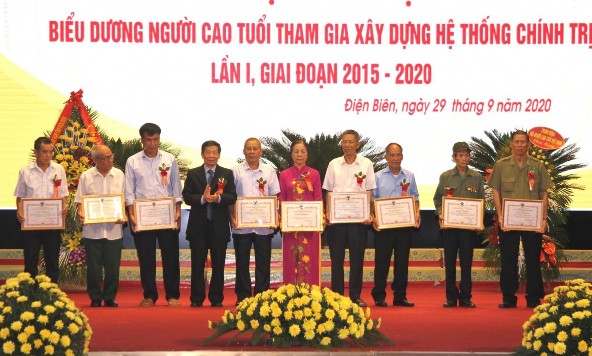Tiếp tục phát huy vai trò của người cao tuổi trong đời sống xã hội