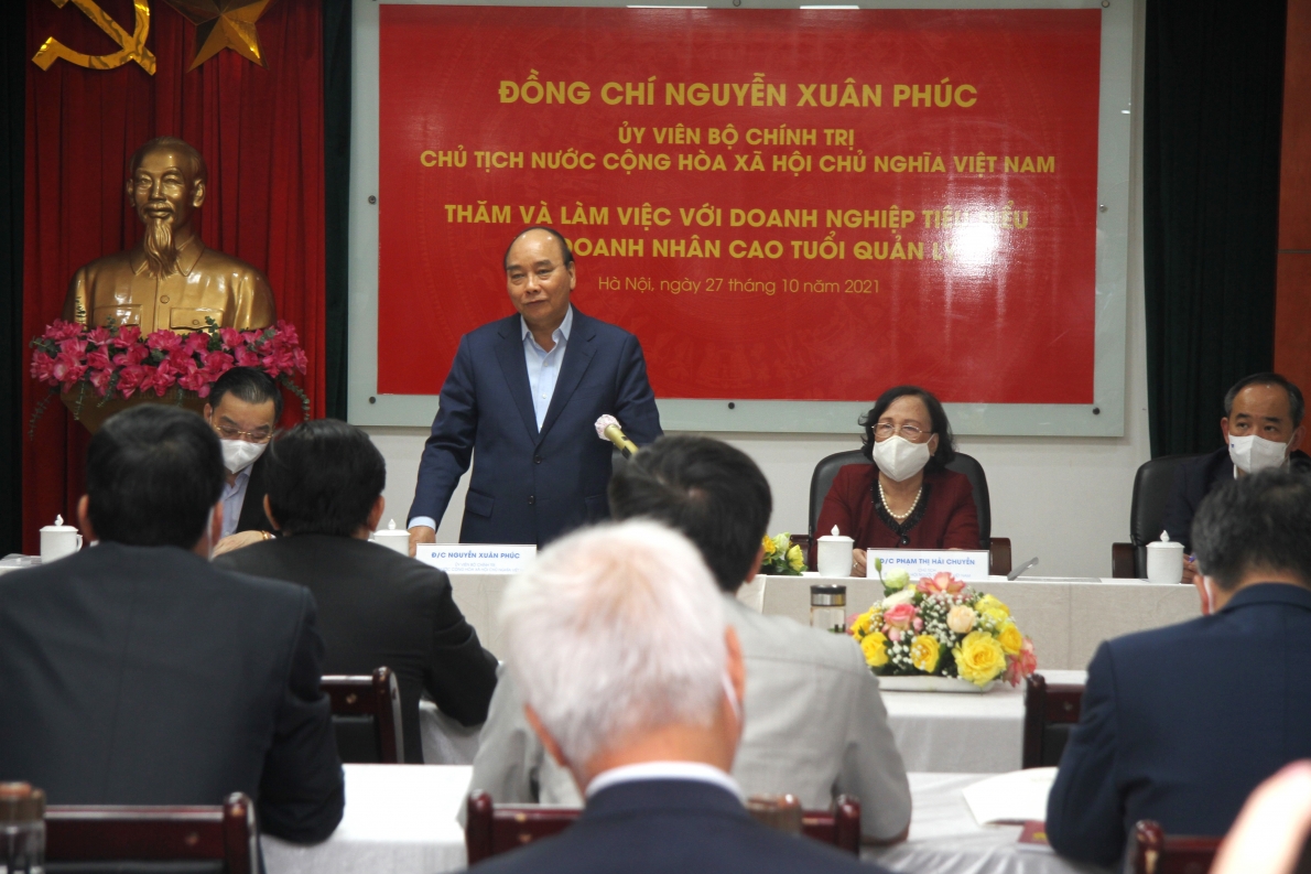 Chủ tịch nước Nguyễn Xuân Phúc làm việc với doanh nghiệp tiêu biểu Thủ đô do NCT quản lí