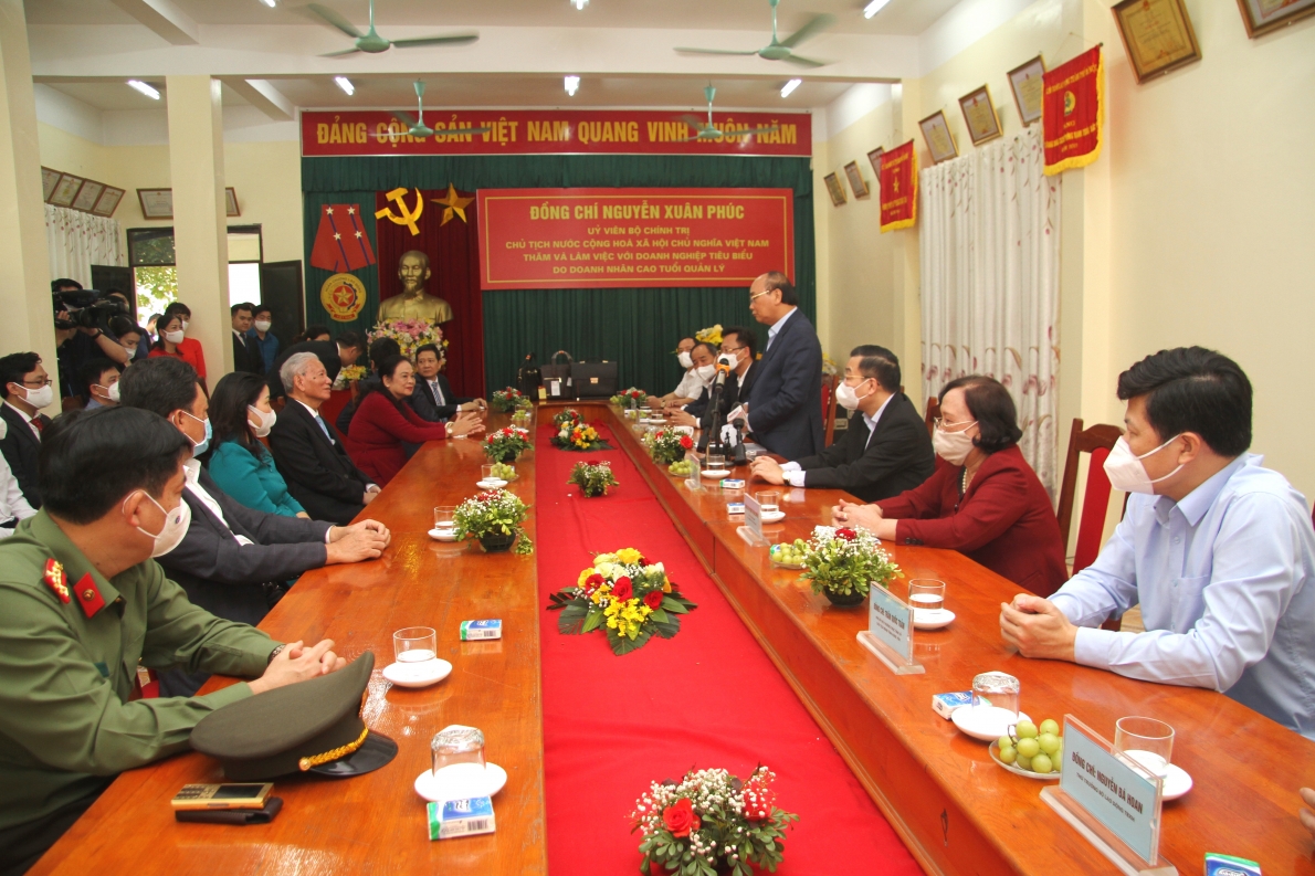 Chủ tịch nước phát biểu tại buổi làm việc với Công ty TNHH LADODA