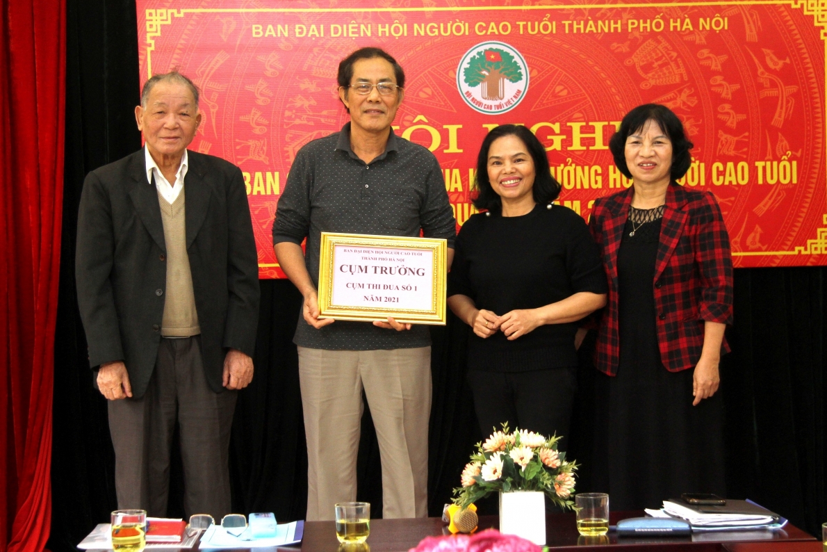 Vượt qua khó khăn hoàn thành tốt nhiệm vụ