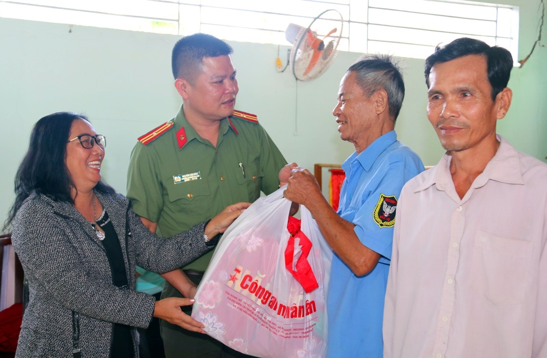 Quan trọng là phải học hỏi…