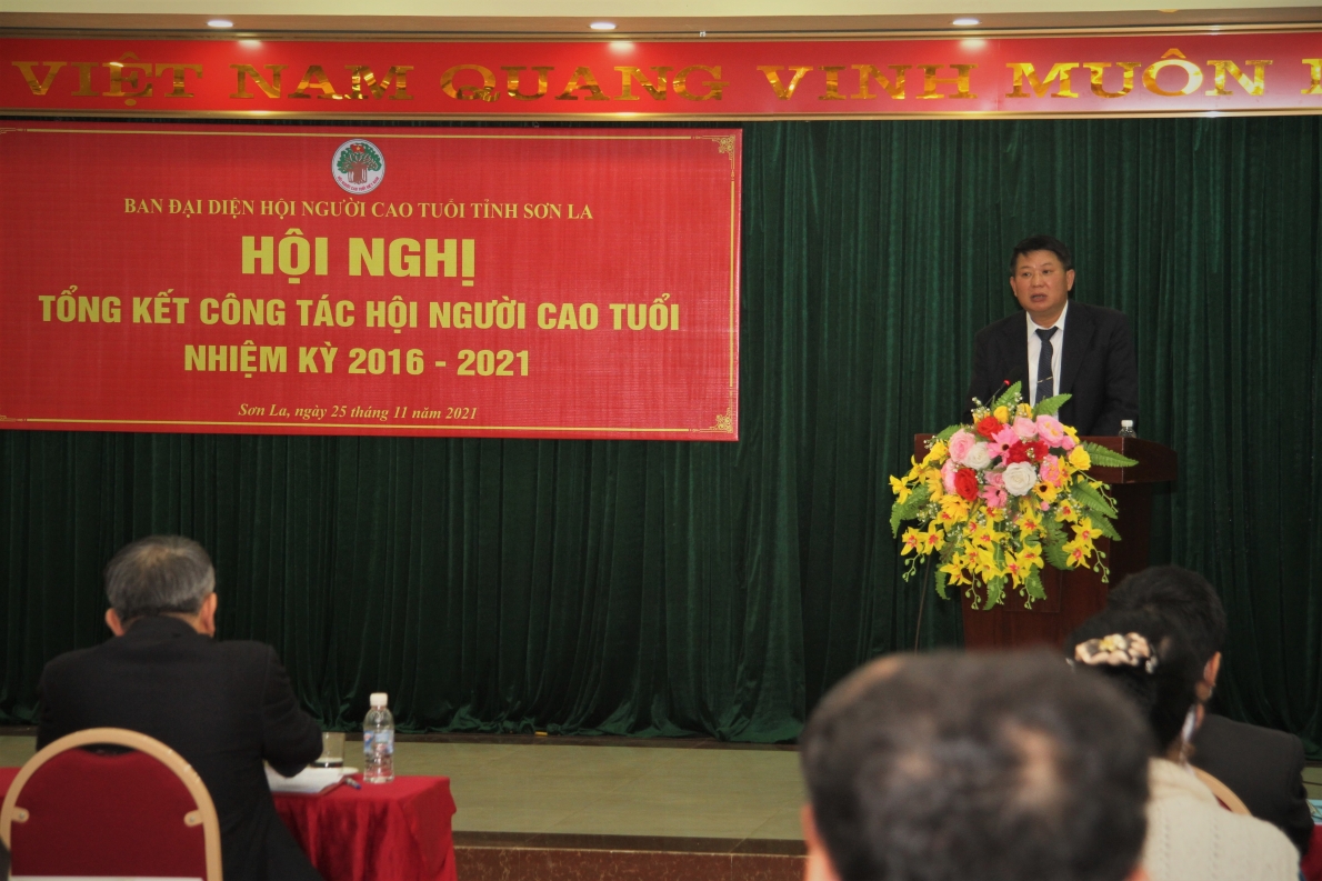 Ông Lò Minh Hùng phát biểu