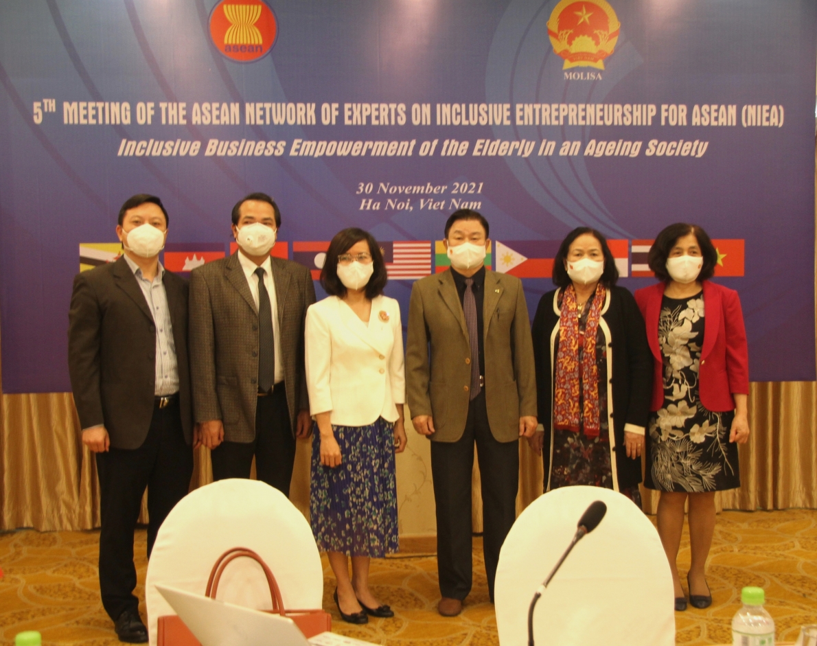 Các đại biểu tham dự Hội nghị tại điểm cầu Thủ đô Hà Nội (Việt Nam)