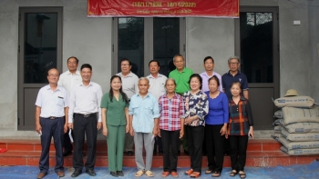 Ấm áp ngôi nhà Đại đoàn kết cho người cao tuổi