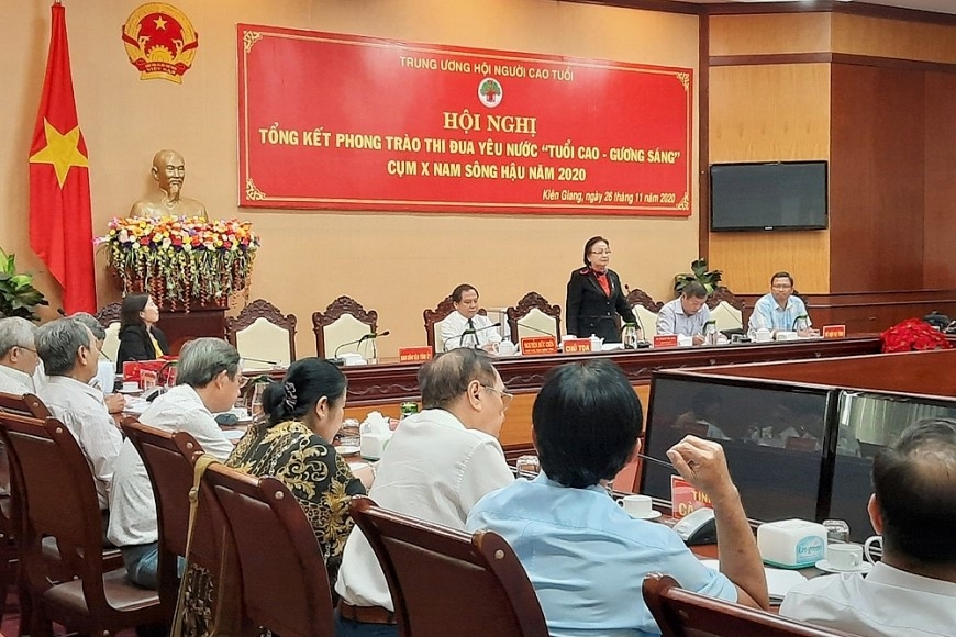 Cùng lãnh đạo Hội quyết tâm vượt qua gian khó