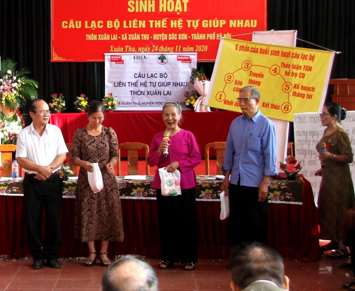 Buổi sinh hoạt của CLB LTHTGN ở huyện Sóc Sơn, TP Hà Nội