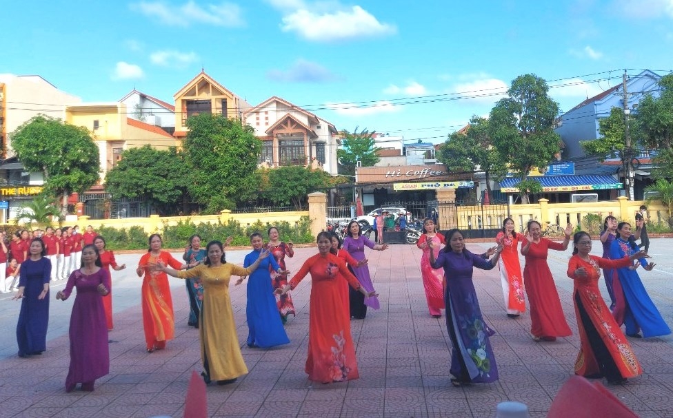 Tiết mục văn nghệ của NCT tỉnh Quảng Bình