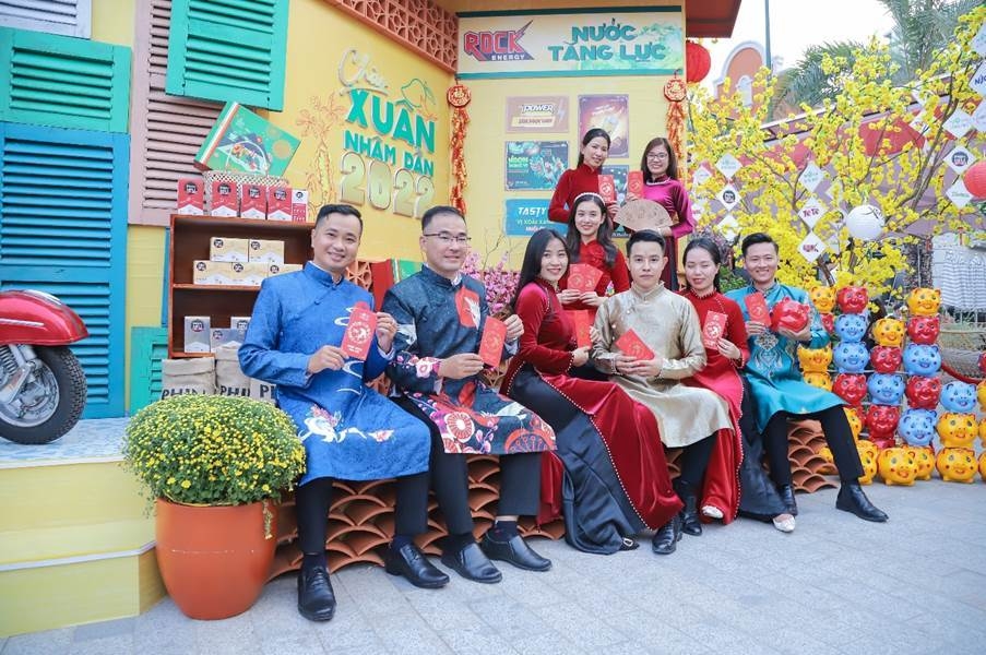 Thư thái thưởng thức tinh hoa sản vật mùa xuân và mang về những món quà Tết ý nghĩa