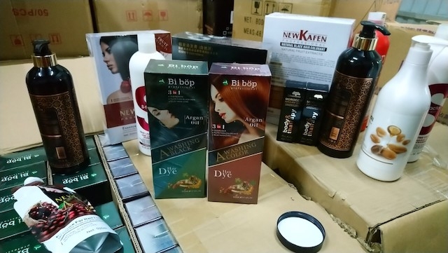 Hà Nội: Đột kích “kho hàng” thu giữ hơn chục nghìn sản phẩm mang nhãn hiệu BIBOP