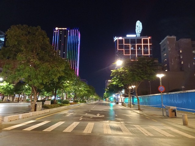 Dịch vụ vận chuyển bưu chính được hoạt động sau 18 giờ ở TP Hồ Chí Minh