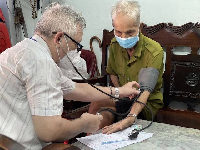 NCT trong “vùng đỏ, cam sẽ được đội tiêm vaccine di động tới tận nhà để tiêm