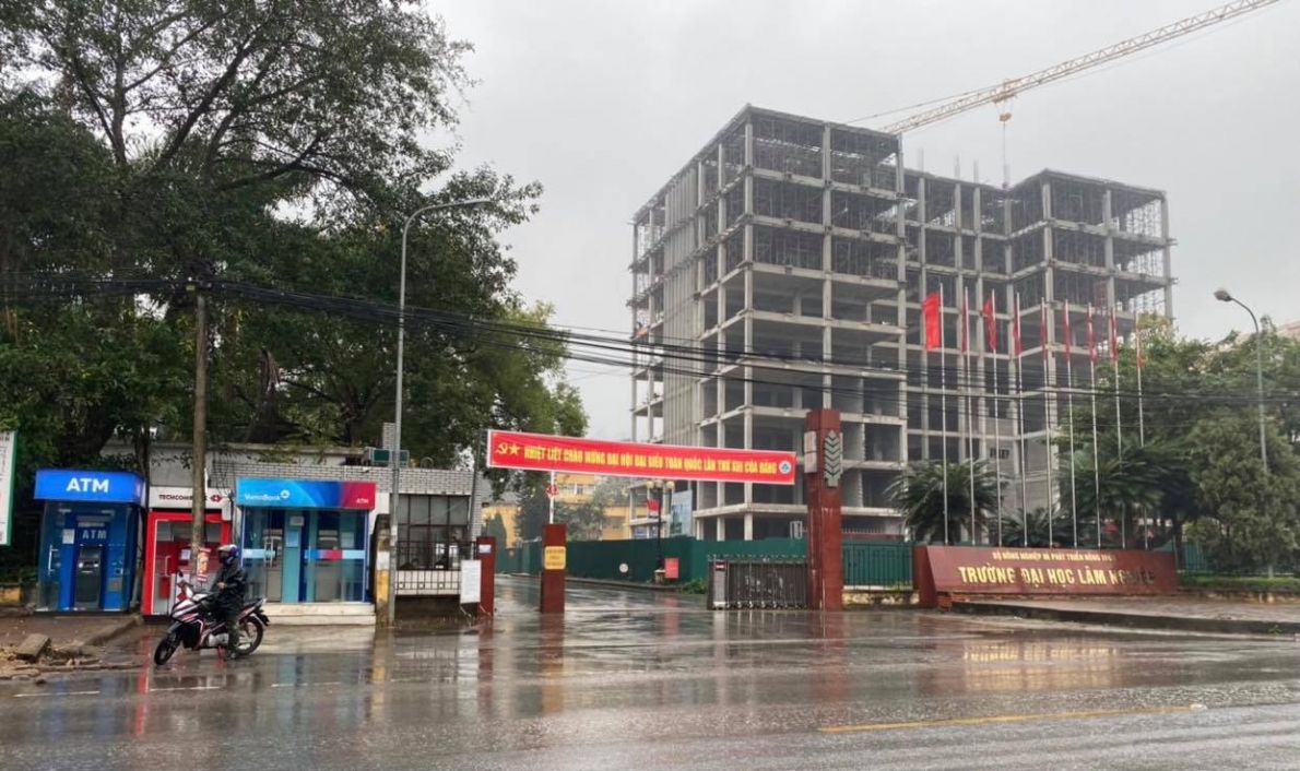 Ông Nguyễn Bá Long khiếu nại quyết định kỷ luật của Hiệu trưởng Trường Đại học Lâm nghiệp