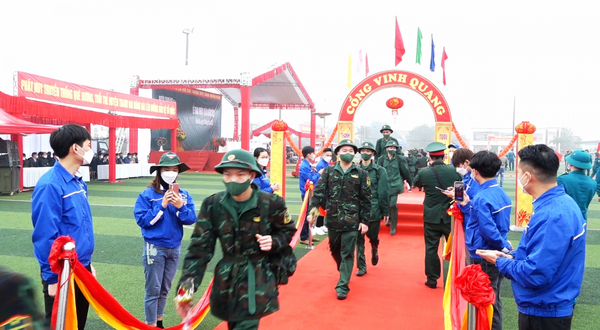 Tuổi trẻ huyện Thanh Oai sôi nổi khí thế trong ngày hội tòng quân