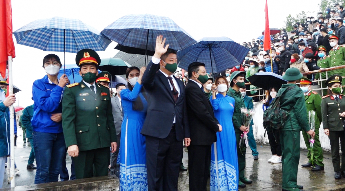 Tuổi trẻ huyện Thanh Oai sôi nổi khí thế trong ngày hội tòng quân