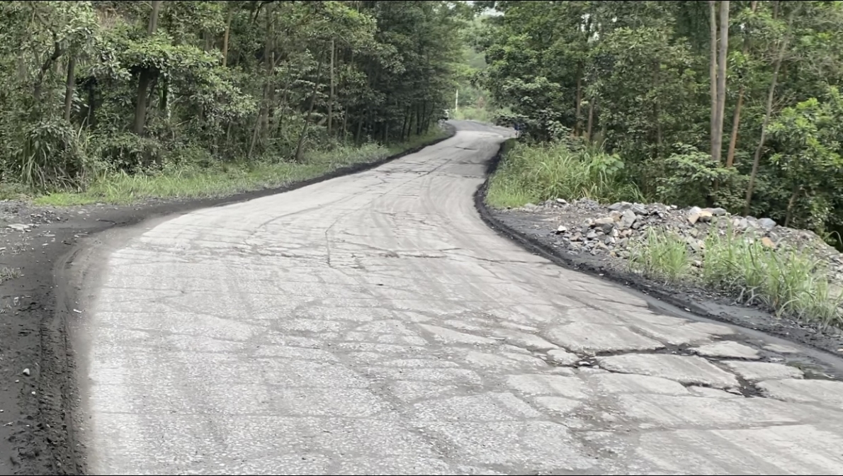 Người dân khốn khổ vì sống chung với ô nhiễm, mất an toàn giao thông