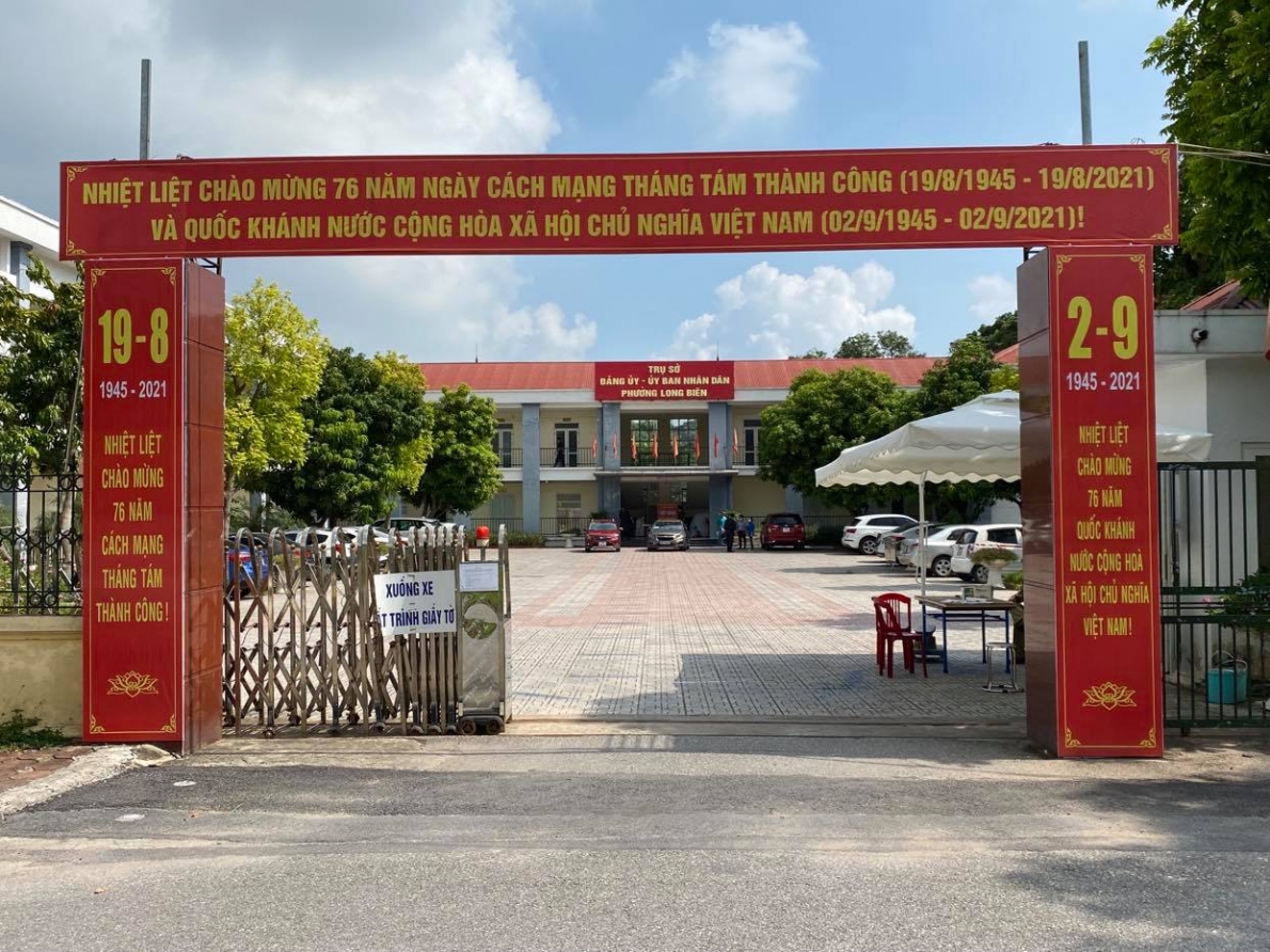 Đang kiểm tra, làm rõ thông tin Chủ tịch UBND và cán bộ địa chính phường đánh bài trong thời gian giãn cách