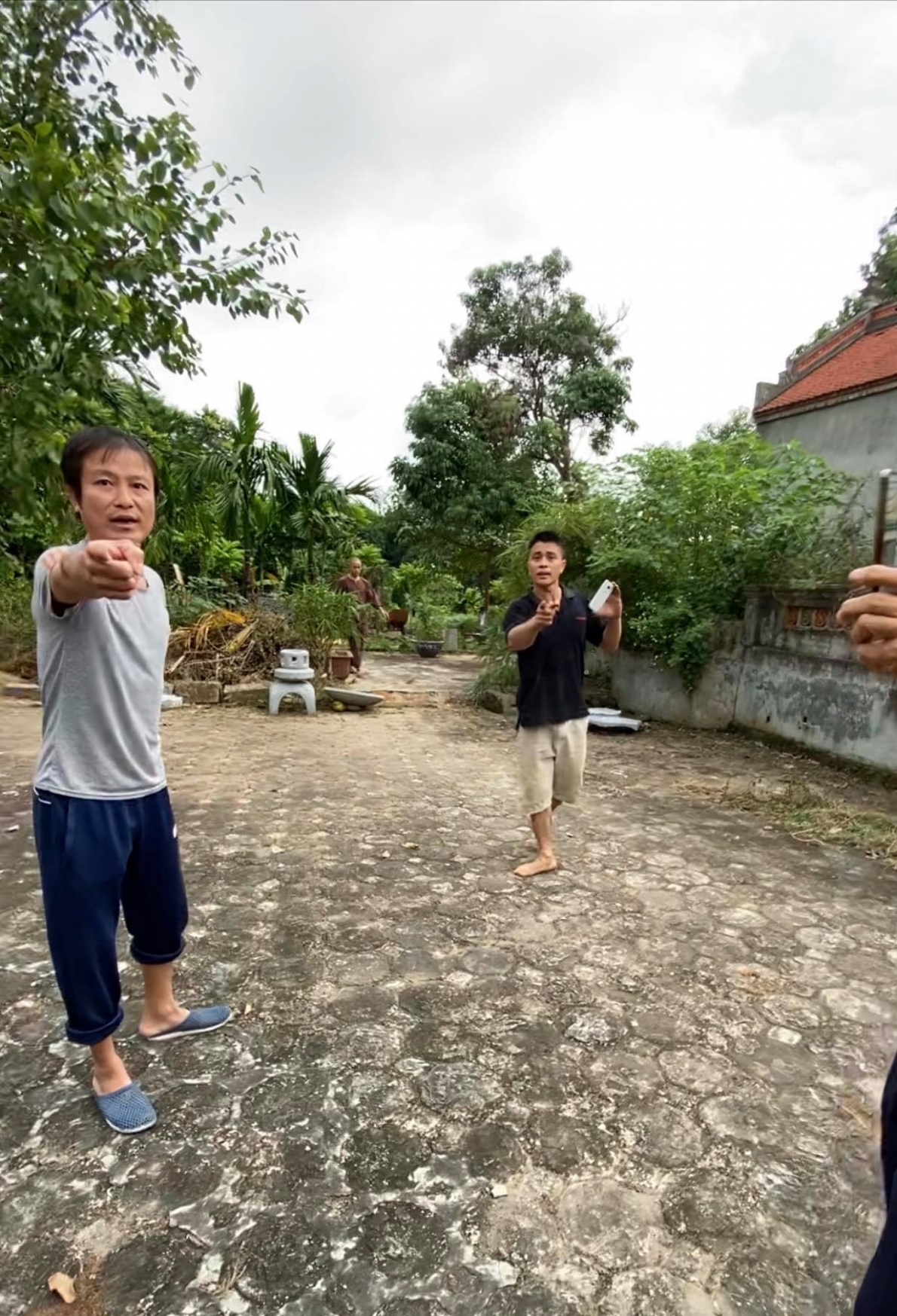 Cần vào cuộc xử lý hành vi cản trở và đe dọa nhà báo