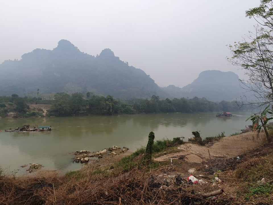 Các tàu hút cát của Công ty TNHH Mai Nhung Các tàu hút cát của Công ty TNHH Mai Nhung
