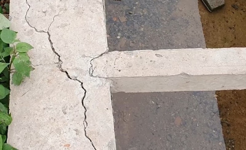 Công trình xuất hiện nhiều vết nứt