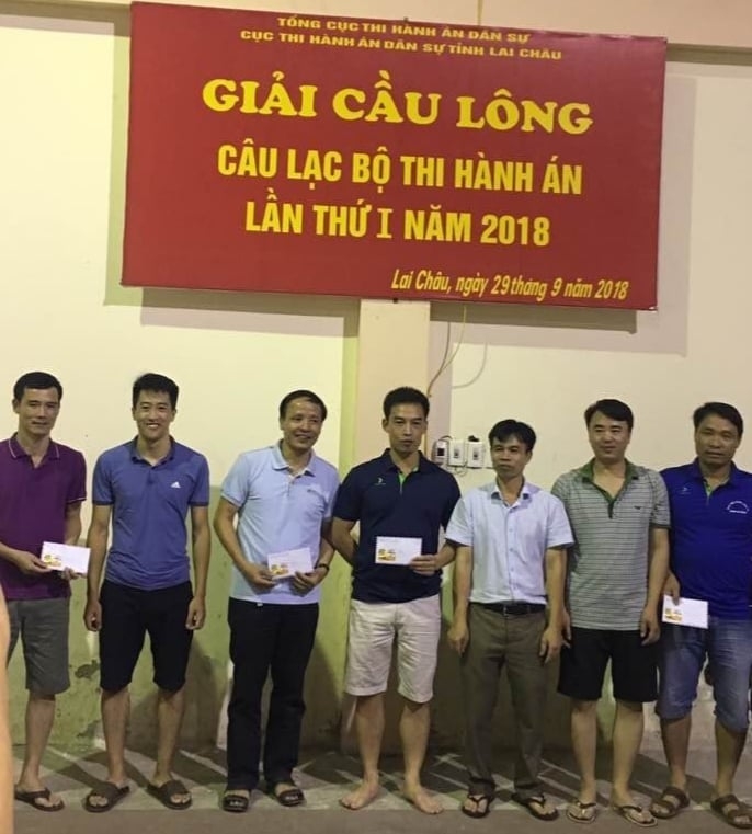 Ngày diễn ra giải cầu lông trùng với lịch thi Anh văn  29/9/2018