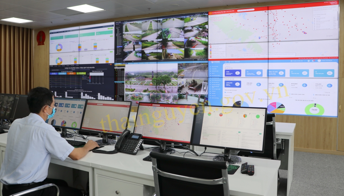 Trung tâm Điều hành thông minh (IOC) được đặt tại trụ sở Đoàn ĐBQH - HĐND - UBND tỉnh Thái Nguyên