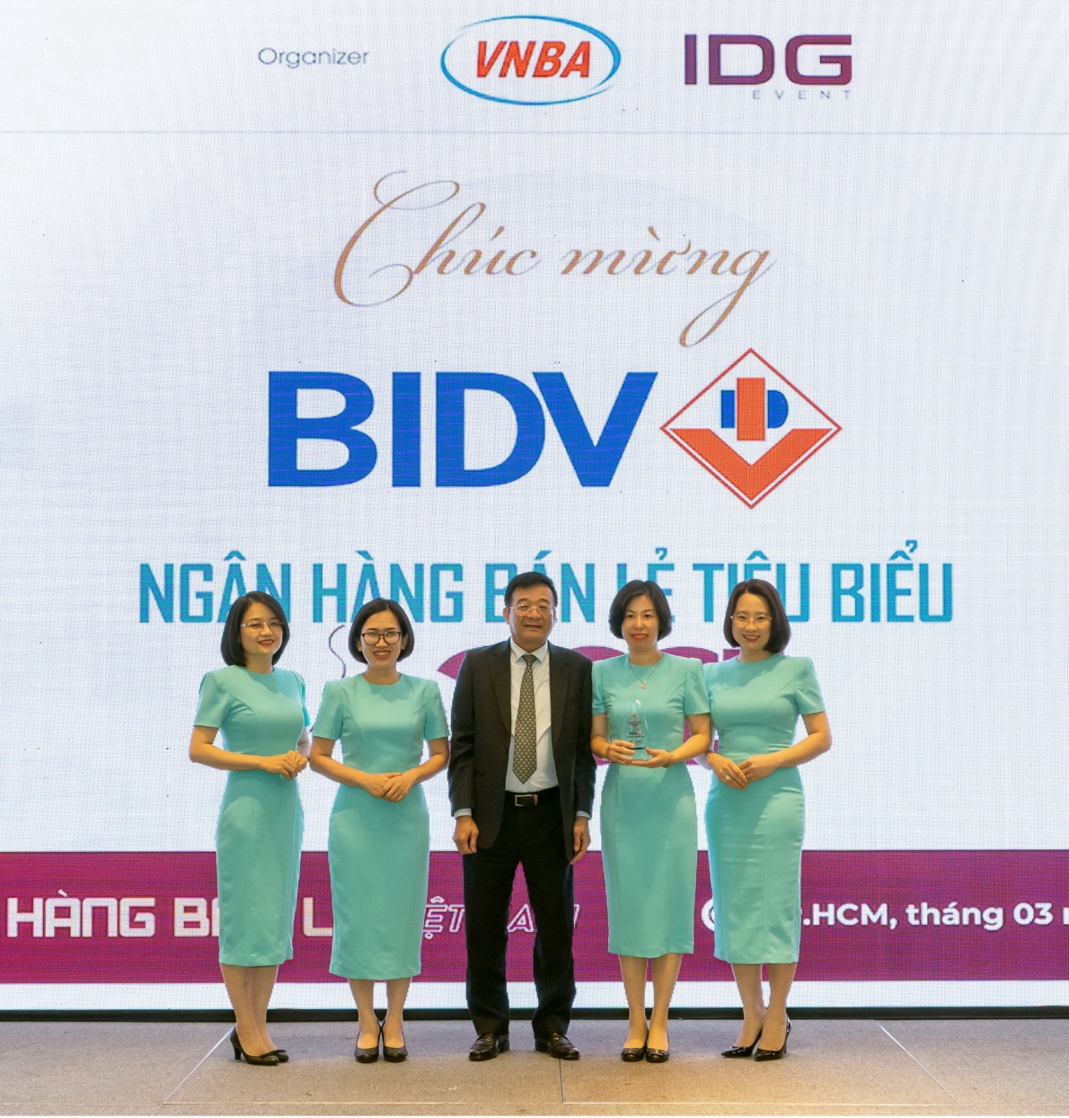 BIDV nhận đồng thời 4 giải thưởng Ngân hàng Việt Nam Tiêu biểu