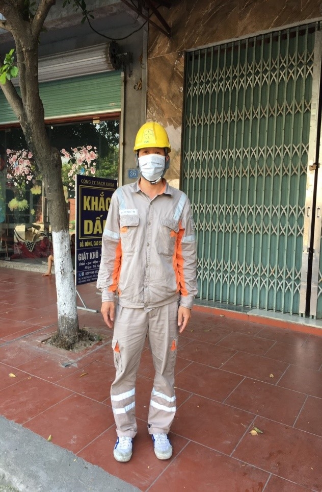 Hai công nhân ngành Điện lực miền Bắc dũng cảm cứu người