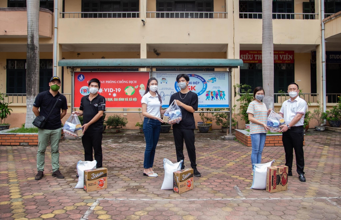 Hà Nội: Nhiều tổ chức, cá nhân ủng hộ các hoàn cảnh khó khăn ảnh hưởng dịch COVID-19