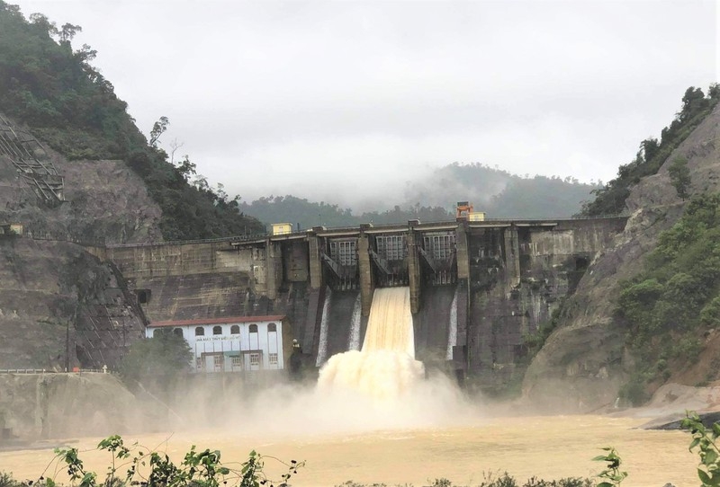 Lũ lớn nhưng vai đập Thủy điện Hố Hô vẫn an toàn