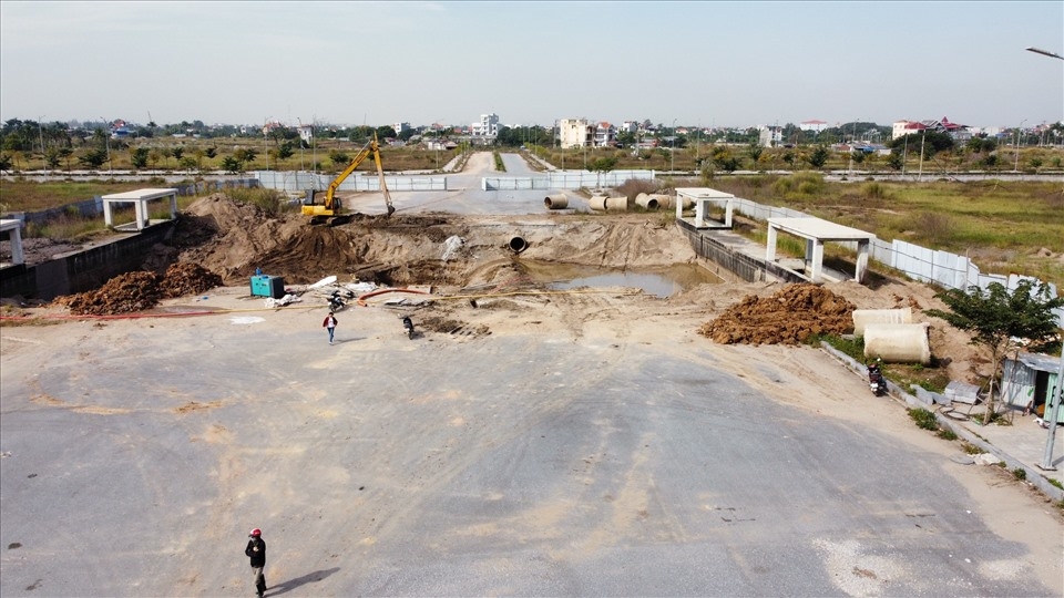 Sụt lún tại hầm chui hơn 20 tỷ đồng chưa bàn giao tại dự án Bắc Sông Cấm