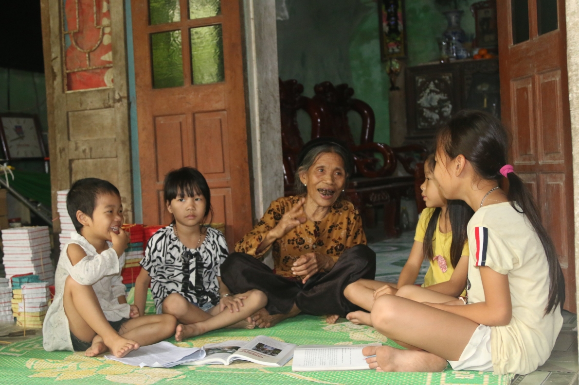 Sâu lắng những giai điệu dân ca ở vùng ngoại ô