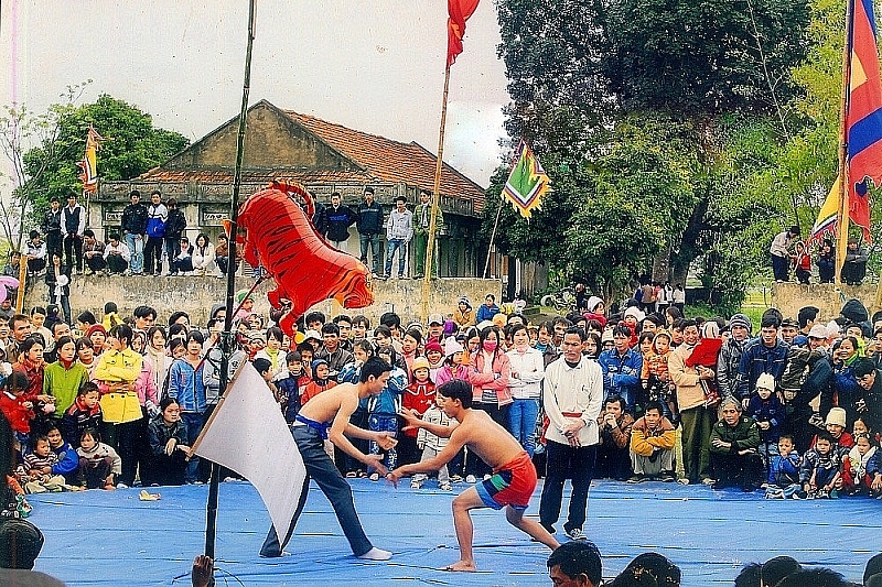 Hội vật Liễu Đôi.
