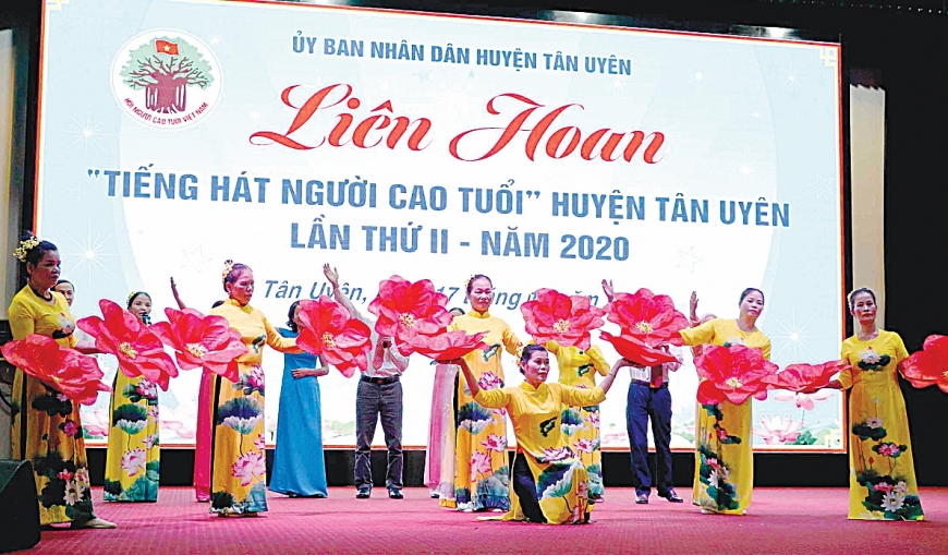 Sinh khí mới cho phong trào người cao tuổi... Sinh khí mới cho phong trào người cao tuổi...