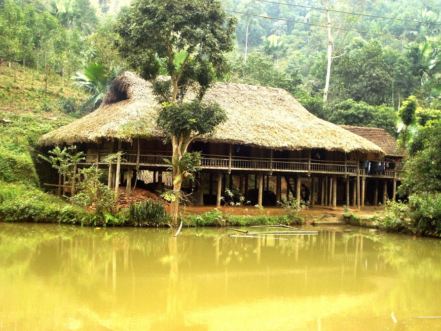 Ngôi nhà sàn truyền thống.