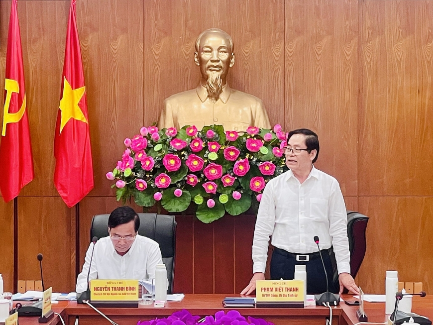 , Bí thư Tỉnh ủy Phạm Viết Thanhphát biểu tại buổi làm việc