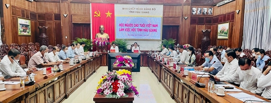 Cấp ủy Đảng và chính quyền quan tâm sát sao, tạo chuyển biến  thực sự trong công tác NCT các tỉnh Nam Bộ