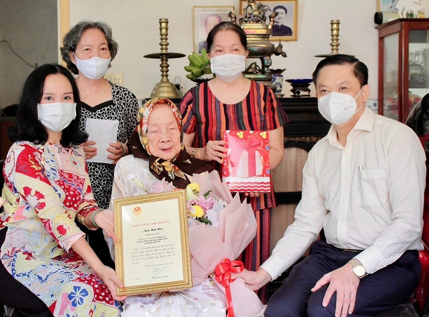 Cấp ủy Đảng và chính quyền quan tâm sát sao, tạo chuyển biến  thực sự trong công tác NCT các tỉnh Nam Bộ
