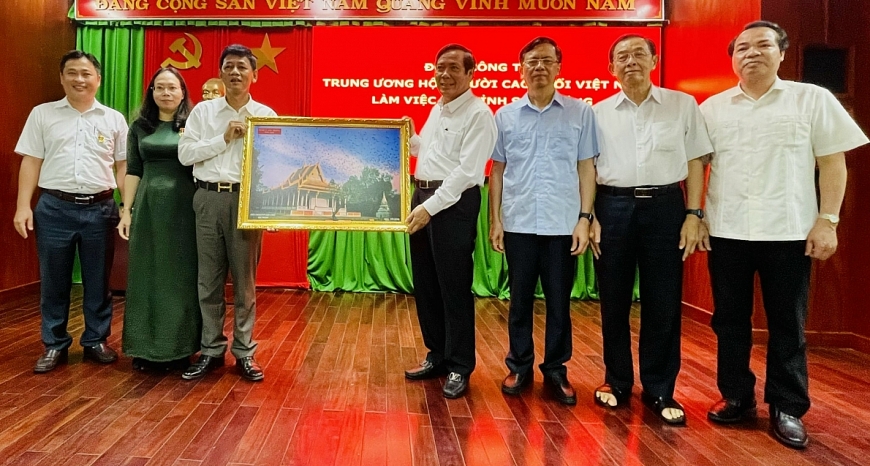 Cấp ủy Đảng và chính quyền quan tâm sát sao, tạo chuyển biến  thực sự trong công tác NCT các tỉnh Nam Bộ