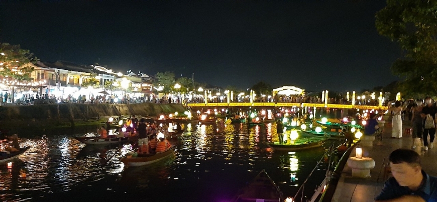 Du lịch Hội An vừa mừng vừa lo