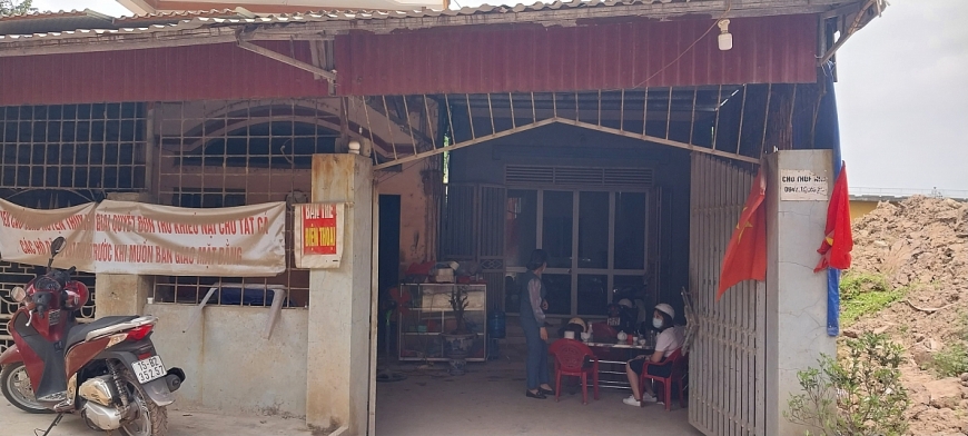 Căn nhà gia đình bà Nguyễn Thị Mến xây dựng trên đất khai hoang