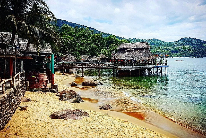 Bãi Rạng hoang sơ mộc mạc mà quyến rũ mê hồn