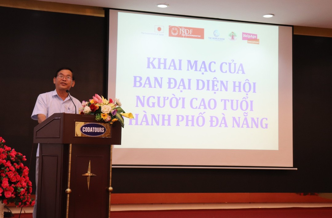 Ông Thái Đình Hoàng, Phó trưởng ban BĐD Hội NCT thành phố Đà Nẵng phát biểu khai mạc chương trình họp