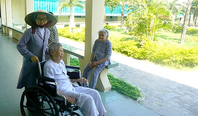 Mái ấm tình thương Đà Nẵng (Home For Elderly Da Nang) được thành lập từ năm 1996
