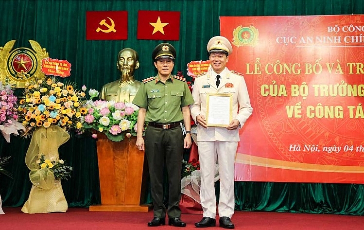 Bổ nhiệm Thiếu tướng Vũ Hồng Văn làm Cục trưởng Cục An ninh chính trị nội bộ