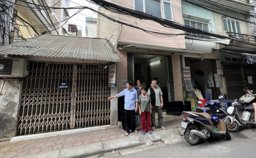 Gia đình ông Đào Giang Thao bức xúc cho rằng thửa đất đã ở gần một đời người, đã trả tiền nhưng nay lại bị cho rằng ở nhờ là không đúng.