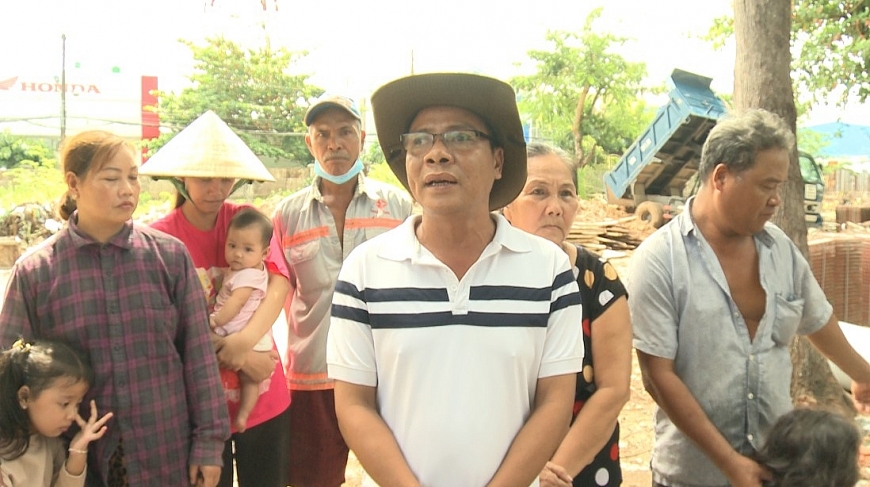 Gia đình cụ Thị Sảnh phản ánh sự việc 