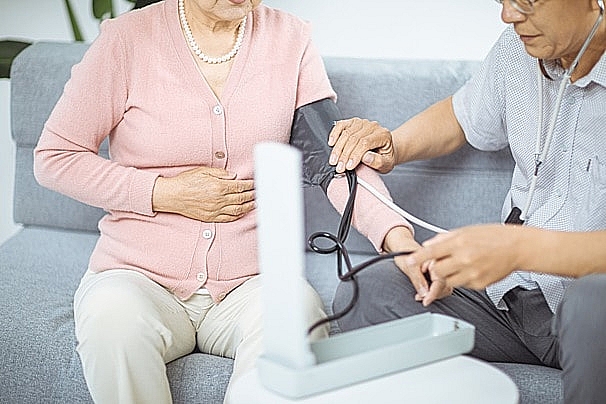 Chọn dinh dưỡng có cải tiến đột phá trong chăm sóc sức khỏe cho người trung và cao tuổi