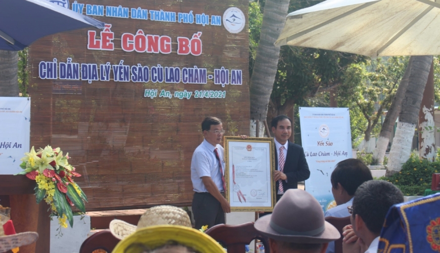 Tháng 11/2020, Yến sào Cù Lao Chàm - Hội An đã được Cục Sở hữu trí tuệ cấp giấy Chứng nhận đăng kí Chỉ dẫn địa lí, sản phẩm đạt tiêu chuẩn chất lượng có nguồn gốc và xuất xứ rõ ràng.