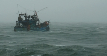 Bảo đảm an toàn ngư dân và tàu cá hoạt động trong vùng nguy hiểm